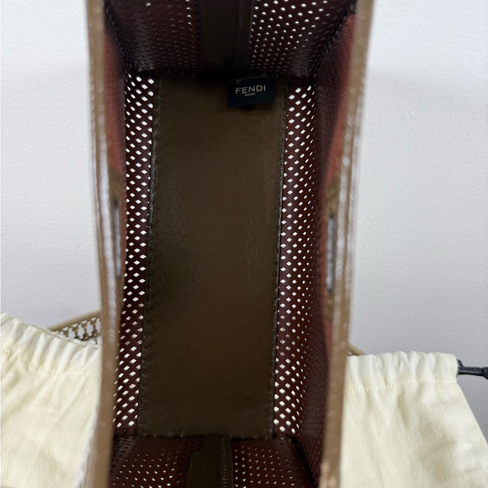 Sold somewhere else FENDI PEEKA BOO DEFENDER CLUTCH - Picture 7 of 12